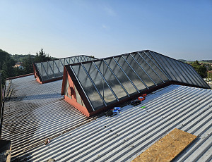 Rekonstrukce střešního pláště průmyslové výrobní haly